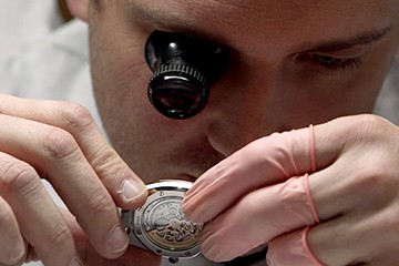 大连百达翡丽手表售后清洗保养